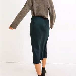 Madewell Women’s Satin Midi Slip Skirt Green Size 4